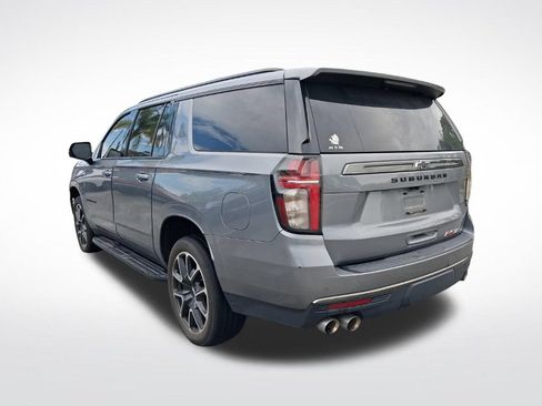 Used 2022 Chevrolet Suburban RST w/ Sport Performance Package AWD/4WD image 10