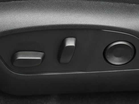 New 2026 Chevrolet Traverse LT w/ Midnight/Sport Edition image 11