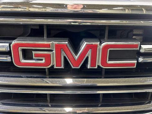 Used 2018 GMC Sierra 1500 SLT AWD/4WD image 10
