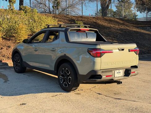 Used 2022 Hyundai Santa Cruz SEL Premium image 5