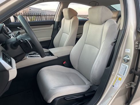 Used 2018 Honda Accord Hybrid image 25