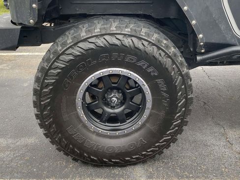 Used 2012 Jeep Wrangler Rubicon w/ PWR Convenience Group AWD/4WD image 11