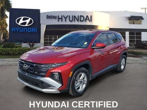 Certified 2025 Hyundai Tucson SE FWD image 3
