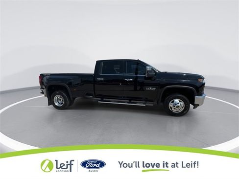 Used 2022 Chevrolet Silverado 3500 LTZ w/ LTZ Texas Edition image 4
