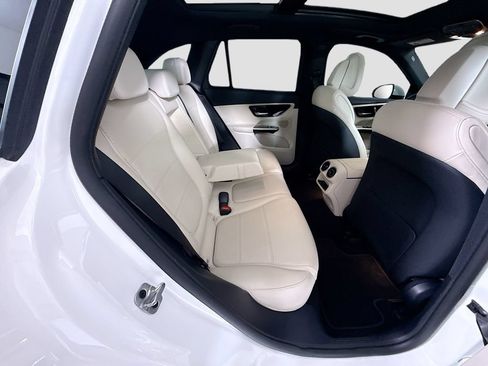 Certified 2026 Mercedes-Benz GLC 300 image 22