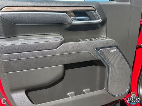 Used 2025 Chevrolet Silverado 1500 LT Trail Boss w/ Convenience Package II AWD/4WD image 16