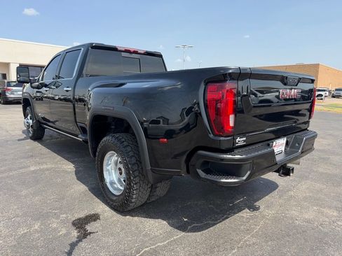 Used 2022 GMC Sierra 3500 Denali AWD/4WD image 12