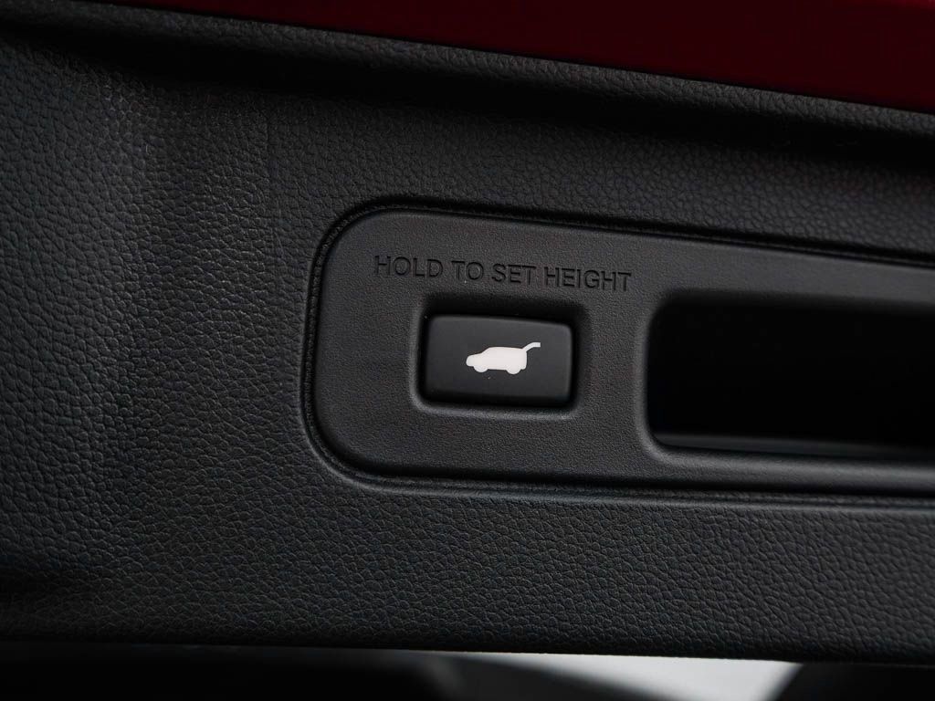 New 2026 Honda Pilot Black Edition image 9