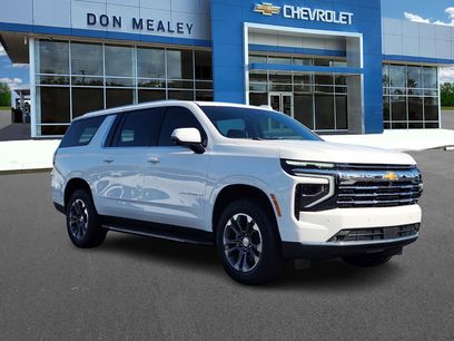 New 2026 Chevrolet Suburban LT w/ Comfort Package