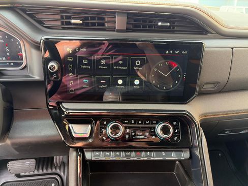 Used 2025 GMC Sierra 1500 AT4 w/ AT4 Premium Package image 20