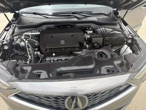 Certified 2025 Acura MDX FWD w/ Technology Package image 33