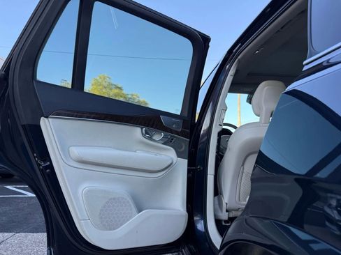 Used 2016 Volvo XC90 T6 Momentum w/ Momentum Plus Package image 36