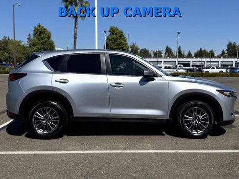 Used 2018 MAZDA CX-5 Sport FWD image 4
