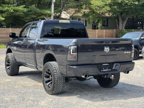 Used 2018 RAM 1500 Express w/ Express Value Package AWD/4WD image 5