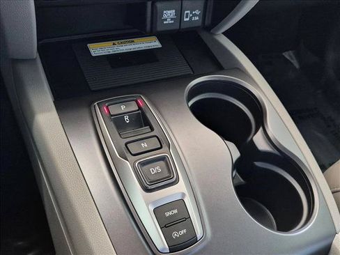 Certified 2021 Honda Pilot Special Edition image 11
