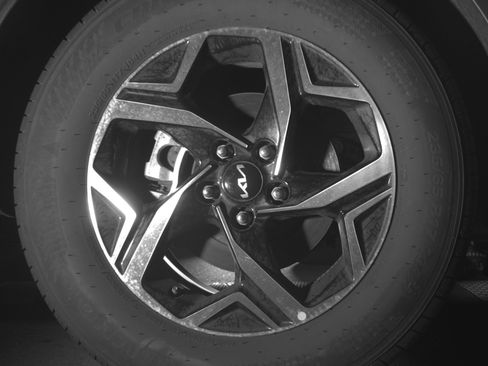 Used 2025 Kia Sportage LX image 15