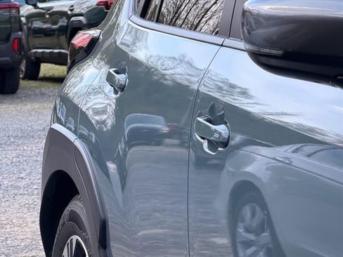 Used 2024 Subaru Crosstrek 2.0i Premium image 24