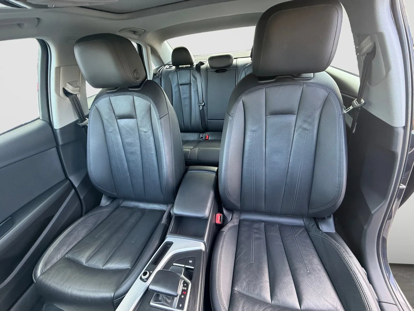 Used 2018 Audi A4 2.0T Premium Plus w/ Premium Plus Package AWD/4WD image 13