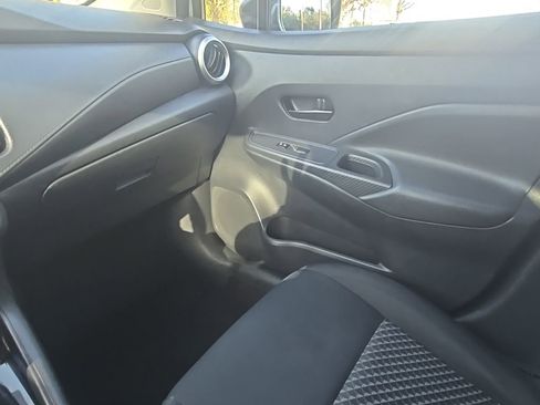 Used 2021 Nissan Versa S image 22