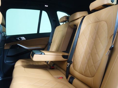 Certified 2026 BMW X5 xDrive50e w/ M Sport Package image 16