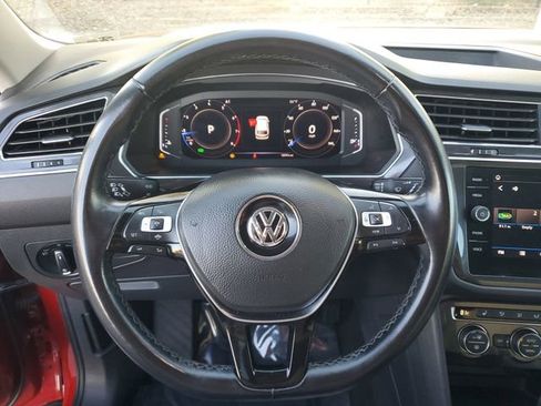 Used 2019 Volkswagen Tiguan SEL image 19