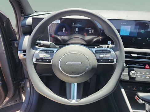 New 2026 Hyundai Santa Cruz SE FWD image 9