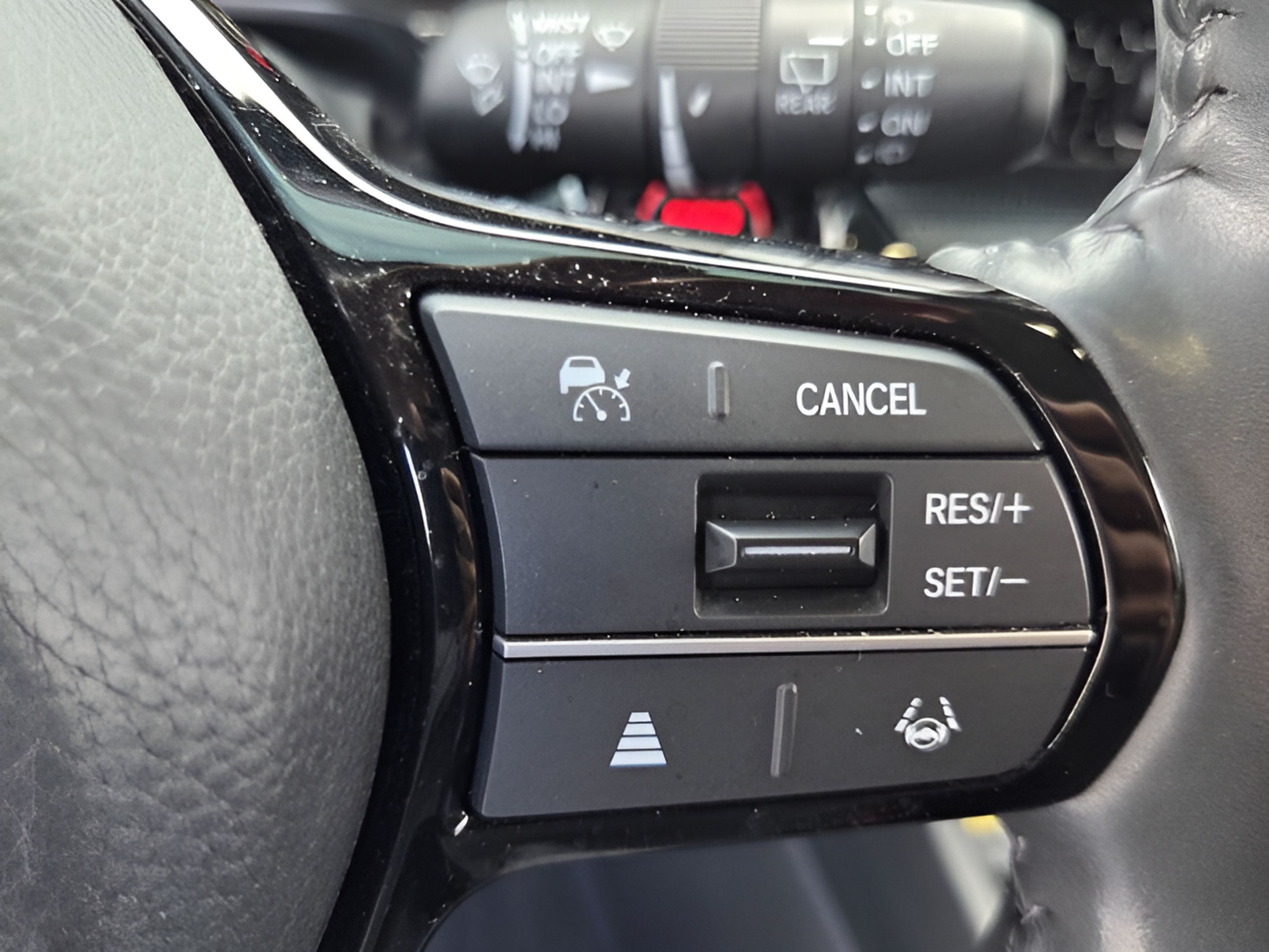 Used 2024 Honda CR-V EX-L image 25