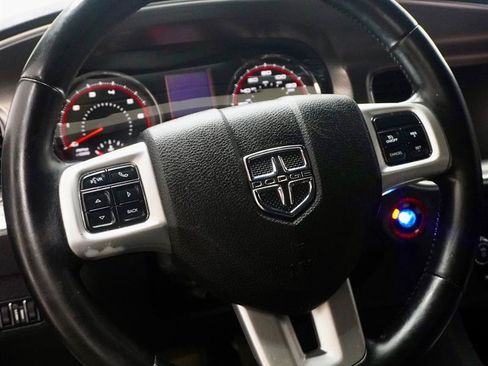Used 2011 Dodge Charger R/T RWD image 9