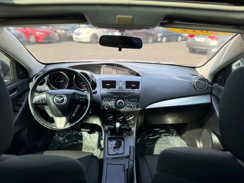 Used 2012 MAZDA MAZDA3 s Touring FWD image 22