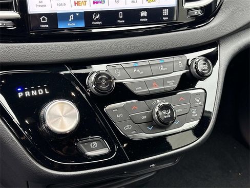 New 2026 Chrysler Voyager LX image 14