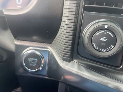 New 2025 Ford F150 Platinum w/ Equipment Group 702A High image 22