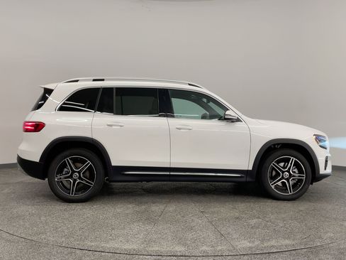Used 2026 Mercedes-Benz GLB 250 GLB 250 image 7