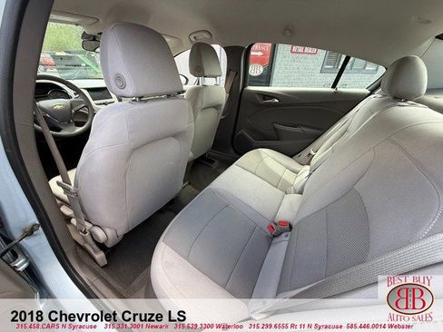 Used 2018 Chevrolet Cruze LS FWD image 14