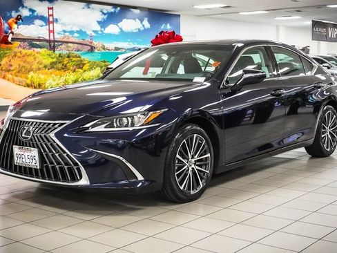 Certified 2025 Lexus ES 300h w/ Premium Package image 3
