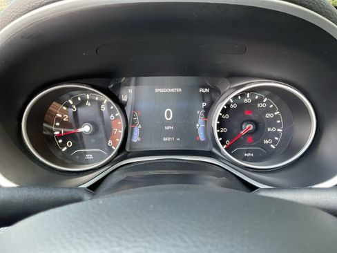 Used 2021 Jeep Compass Limited FWD image 18