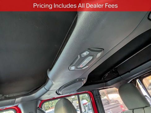 Used 2018 Jeep Wrangler Unlimited Sport S AWD/4WD image 21