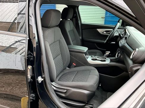 Used 2020 Chevrolet Blazer LT image 8