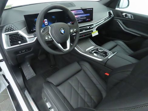 Used 2026 BMW X5 sDrive40i w/ Parking Assistance Package RWD image 10