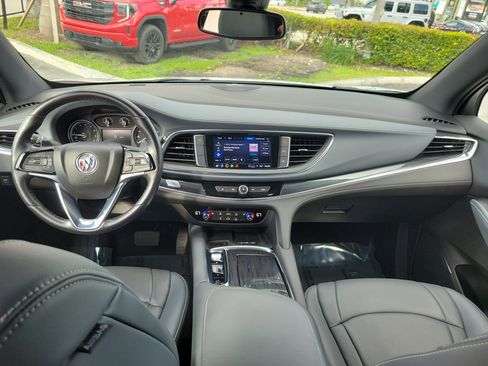 Used 2023 Buick Enclave Essence w/ Sport Touring Edition image 15