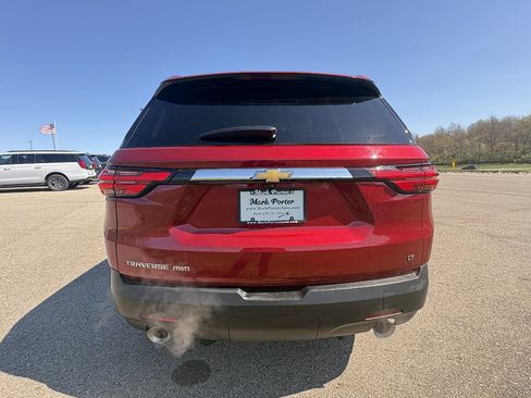 Used 2023 Chevrolet Traverse LT AWD/4WD image 4