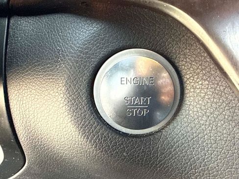 Used 2019 Mercedes-Benz GLS 450 4MATIC image 31