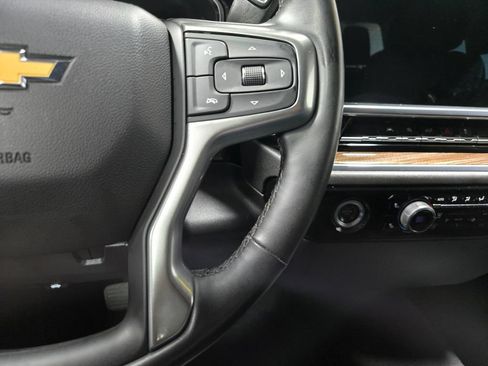 Used 2023 Chevrolet Silverado 1500 LT AWD/4WD image 15