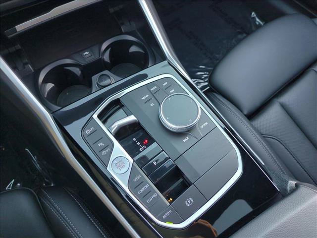 Used 2024 BMW 330i Sedan w/ Convenience Package RWD image 12