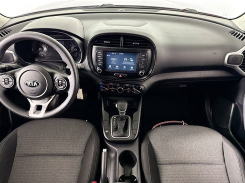 Used 2020 Kia Soul S image 25