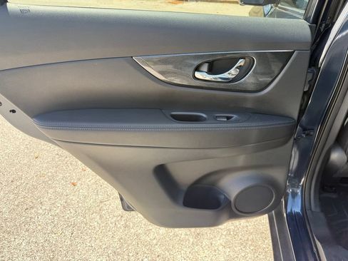 Used 2015 Nissan Rogue SL w/ SL Premium Package AWD/4WD image 23