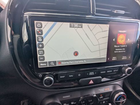 Certified 2023 Kia Soul GT-Line FWD image 30