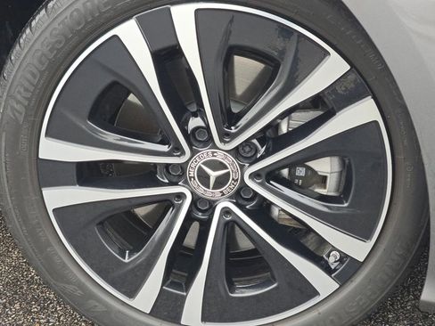 Certified 2025 Mercedes-Benz CLA 250 4MATIC image 10