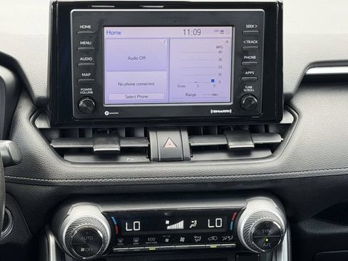 Used 2021 Toyota RAV4 XLE FWD image 15