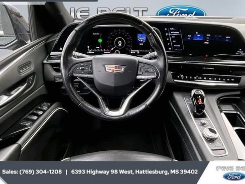 Used 2023 Cadillac Escalade Sport image 5