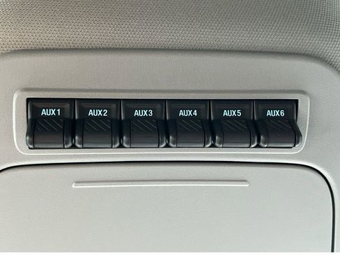 New 2025 Ford F350 XL w/ XL Chrome Package image 15